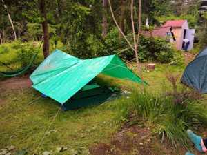 Příprava na táborový bivak